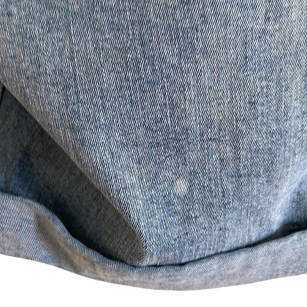 UNIVERSAL THREAD BLUE DENIM DISTRESSED BERMUDA JEAN SHORTS Size 14WR - Picture 13 of 15